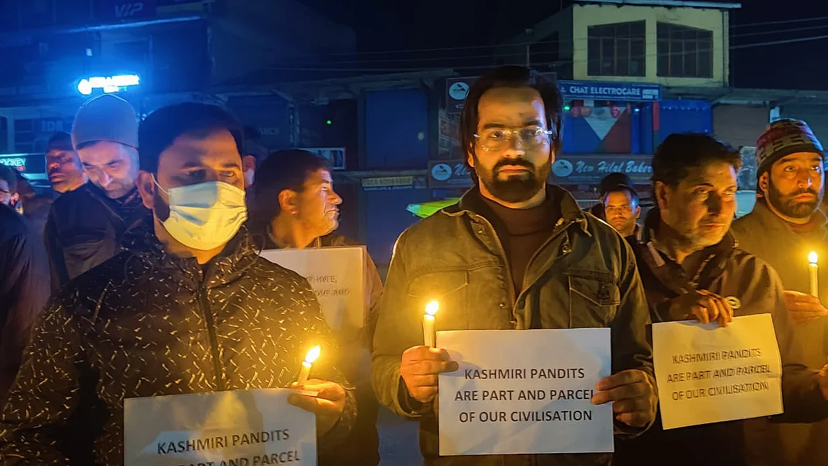 Targeted killings: Protesting Kashmiri Pandit employees reiterate demand for relocation outside valley