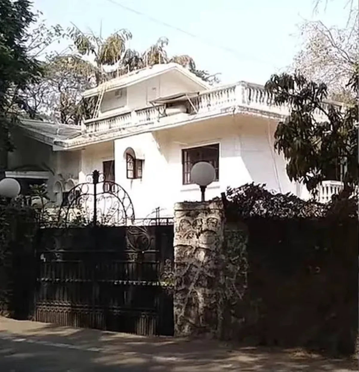 Godrej Properties buys Raj Kapoor's Mumbai Bungalow for Rs 100 crore