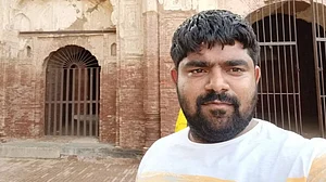 Mahapanchayat in support of Monu Manesar, warn 'cops will not go back alive' if they enter his home