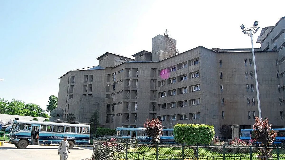 J-K govt strips SKIMS of autonomous status, NC, CPI(M) decry move