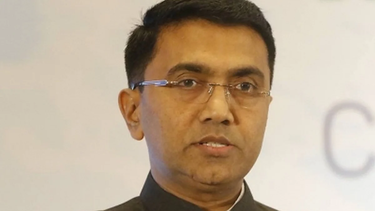 Two attacks on foreign women tourists within a week, Goa CM asks hoteliers to obtain Labour Card