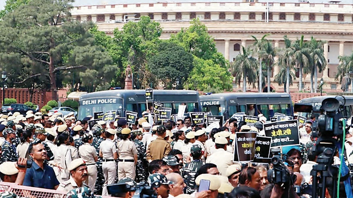 Opposition MPs protest outside Parliament House demanding a JPC (Joint Parliamentary Committee) probe into the Adani issue, 15 March 2023