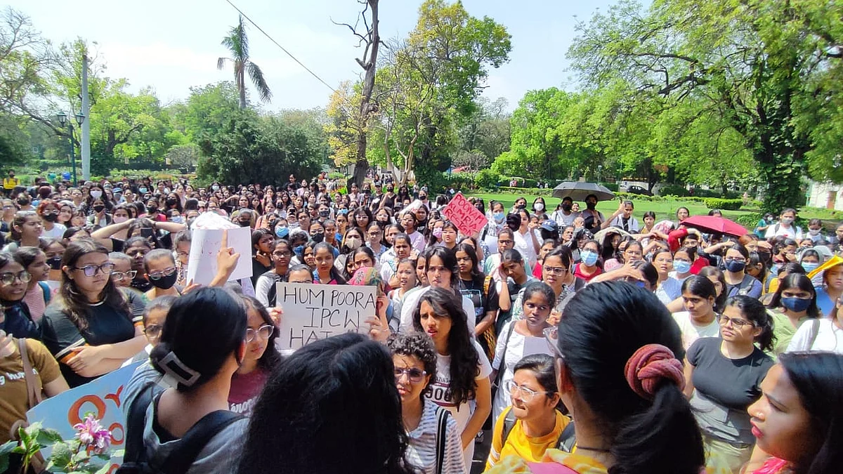 Delhi women's panel begins probe into sexual harassment allegations during college fests