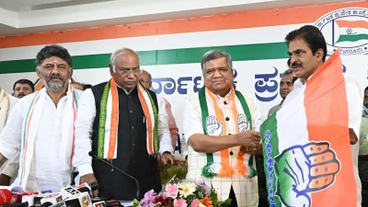 Senior BJP leader and former Karnataka Chief Minister Jagadish Shettar joined the Congress ahead of the May 10 Assembly elections in the State. (Source: IANS)