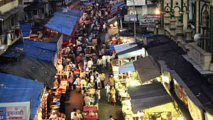Mumbai's Mohammad Ali Road during Ramzan. (Getty Images)