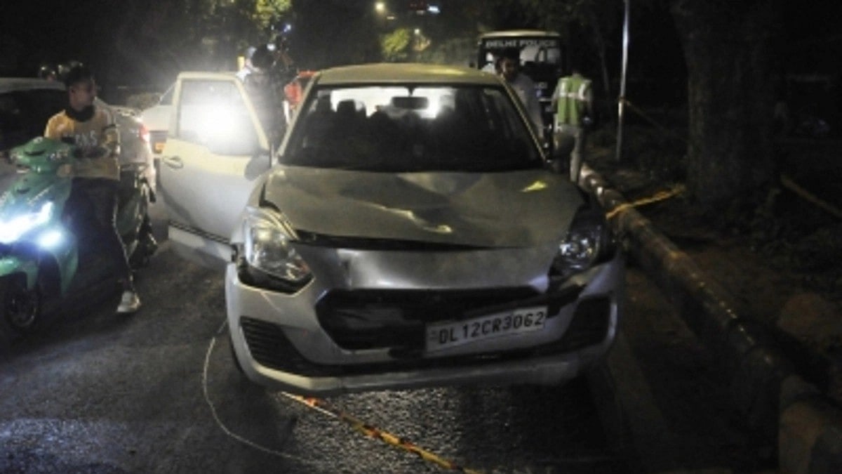 Rickshaw-puller dragged under car for 200 metres in Lutyens' Delhi, driver held