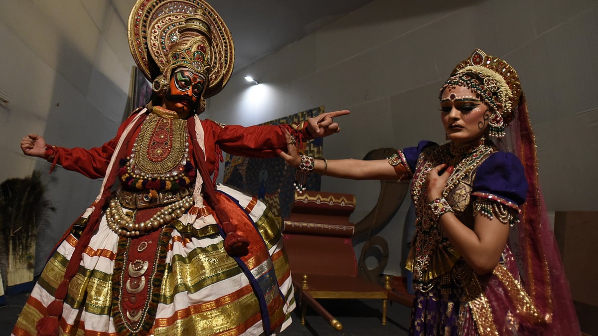 The 'Reverse Continental Drift' of South from North India