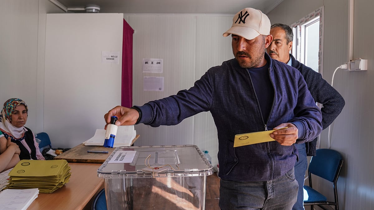 Voting starts in presidential runoff in Turkey