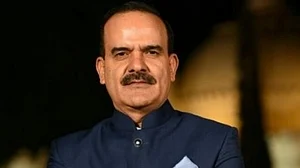 Maharashtra govt revokes suspension of ex-police commissioner Param Bir Singh, drops charges