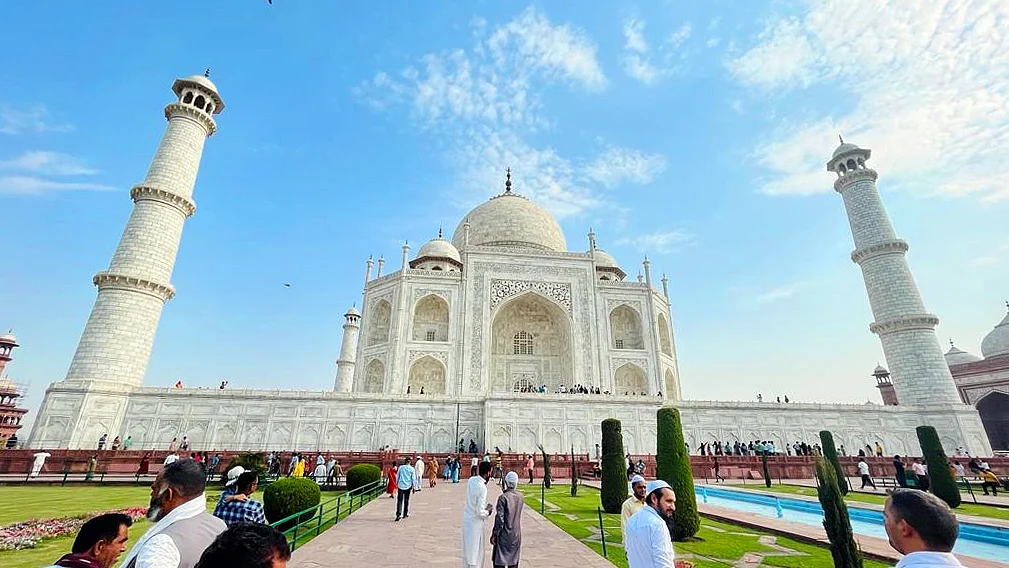 Taj Mahal (Photo: IANS)