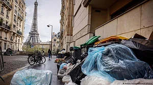 Nations meet to strike plastic pollution treaty