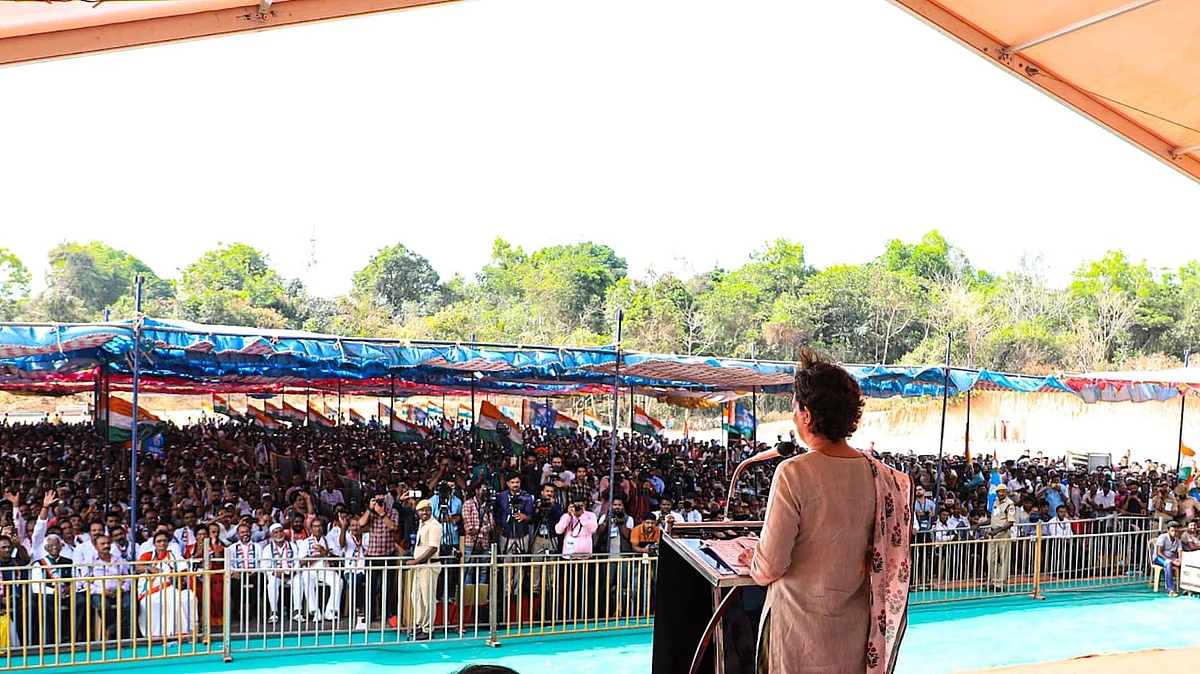 Congress gen secy Priyanka Gandhi addresses a rally in Moodabidri, Karnataka, on Sunday. Photo courtesy: INC