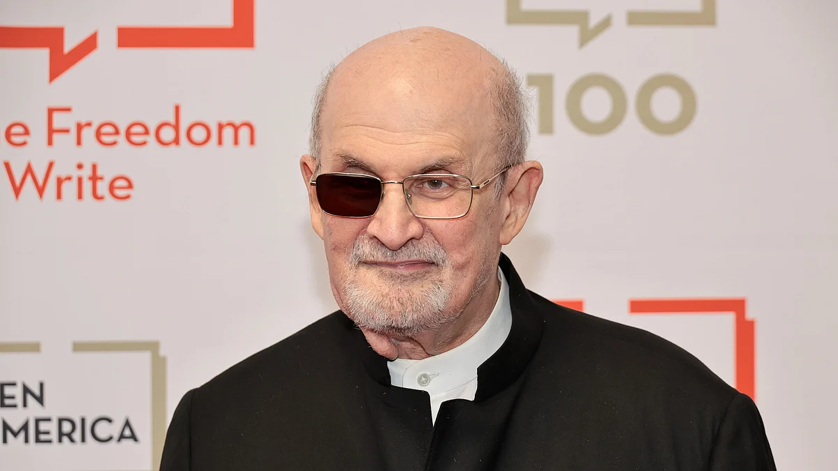 Salman Rushdie attends the 2023 PEN America Literary Gala at American Museum of Natural History on May 18, 2023 in New York City. (Photo by Jamie McCarthy/Getty Images for PEN America)