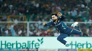 Khan delivers the ball at an average of 90 kmph (photo courtesy @rashidkhan_19/Twitter)