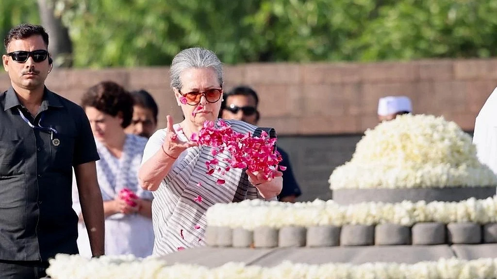 The nation remembers Rajiv Gandhi on his death anniversary