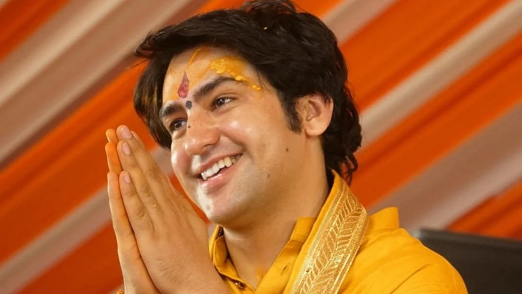 Baba Bageshwar (Photo: @bageshwardham/Twitter)