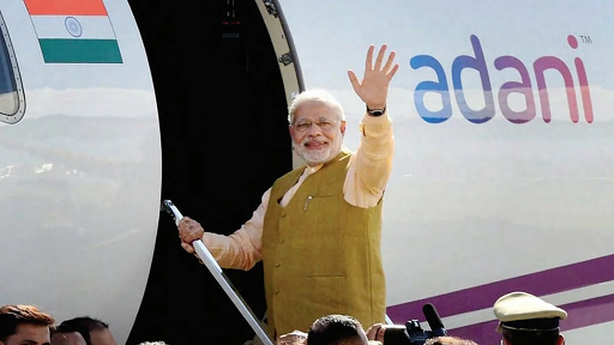 Modi famously used an Adani Group aircraft when campaigning for the Lok Sabha elections in 2014 (photo from Twitter)