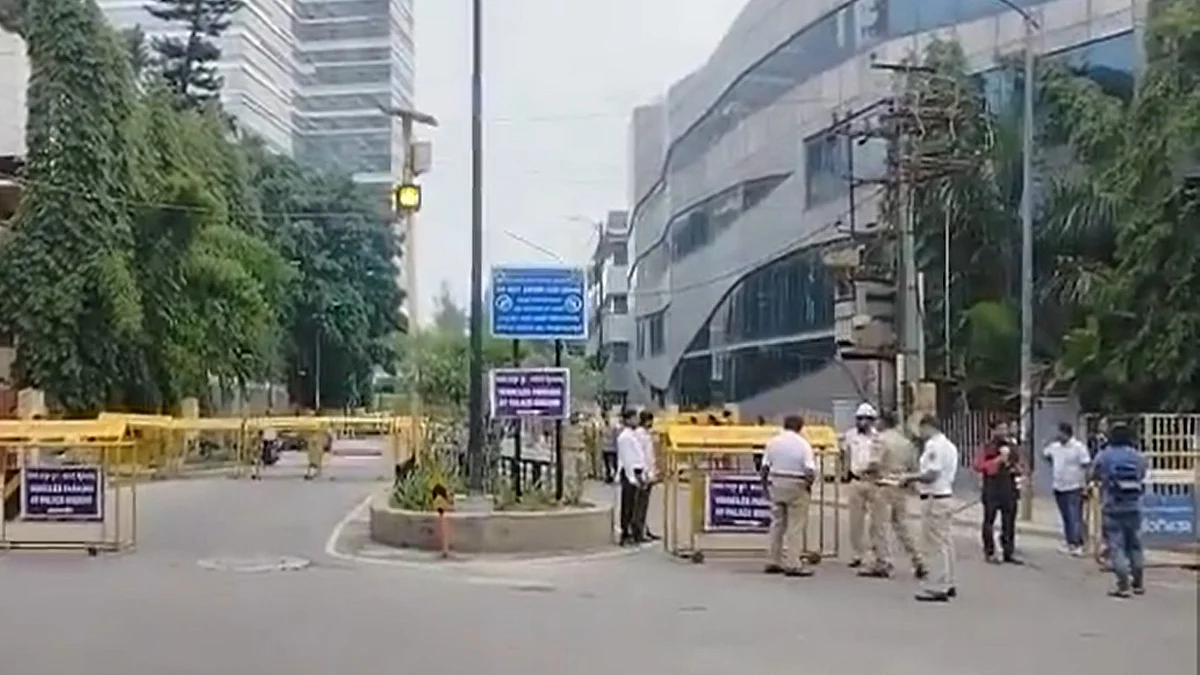 A still from Bengaluru where Section 144 has been imposed (Photo Courtesy: @ieElections/Twitter)