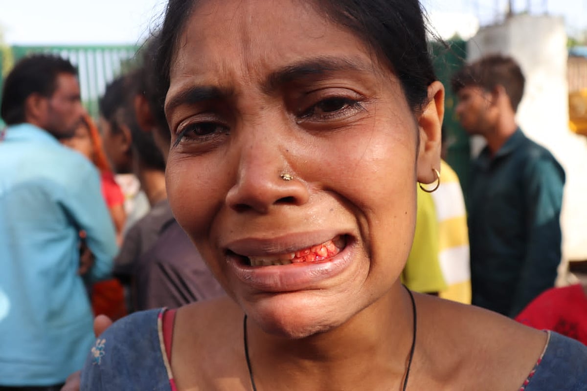 Resident who had been attacked by police personnel (Photo Courtesy: AICCTU)