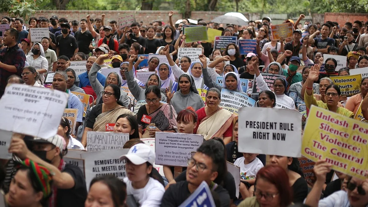 Demanding presidential rule in Manipur, members of civil society held a demonstration at Jantar Mantar in Delhi (photos: Vipin/National Herald)