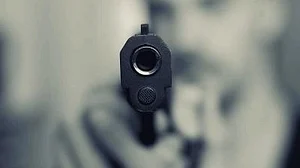 3 non-locals shot by militants, shifted to Srinagar for treatment