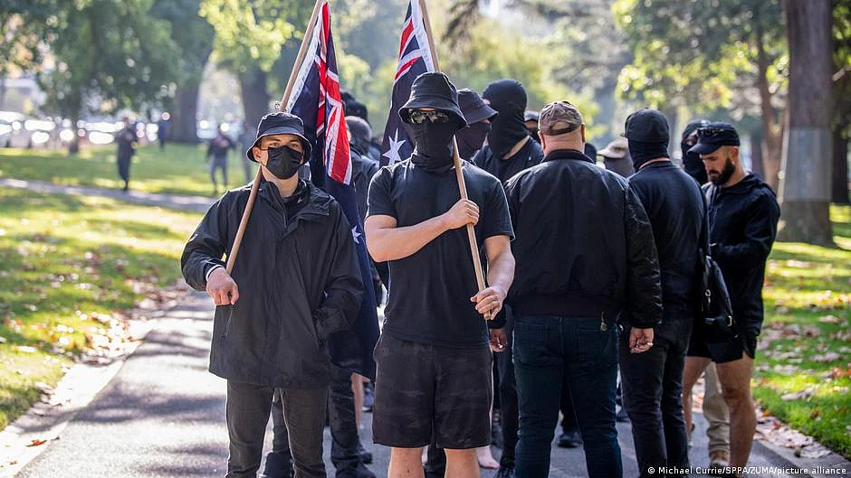 Australia plans ban on Nazi-era swastika, SS symbol (Photo: DW)