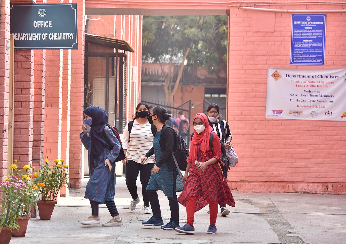 Students of Jamia Millia Islamia University enjoying with their friends after reopening of university on March 2, 2022 in New Delhi, India  (photo: Salman Ali/Hindustan Times via Getty Images)