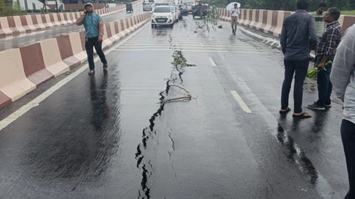 Ved-Variav bridge on the Tapi River (photo: IANS)