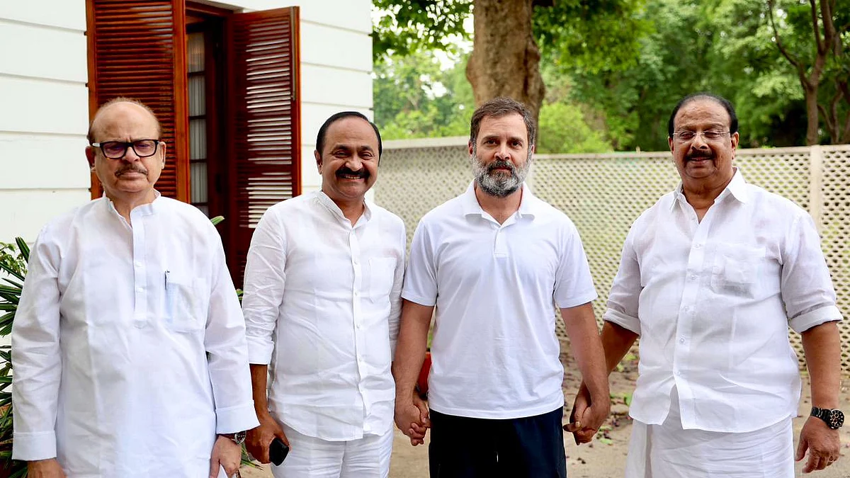 Rahul Gandhi with KPCC chief Sudhakaran (photo: @RahulGandhi/Twitter)