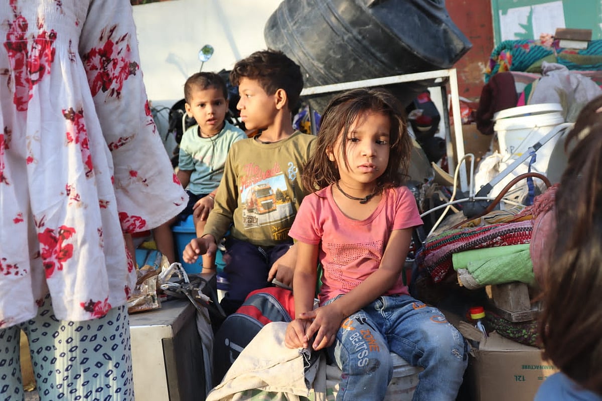 Children who had been turned homeless in a day (Photo courtesy: AICCTU)