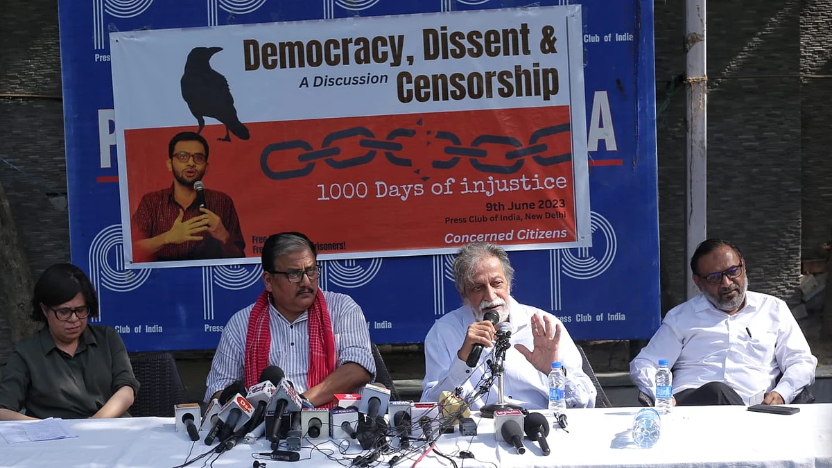 Shahrukh Alam, Manoj Jha, Prabhat Patnaik, SQR Ilyas (photo: Vipin/National Herald)