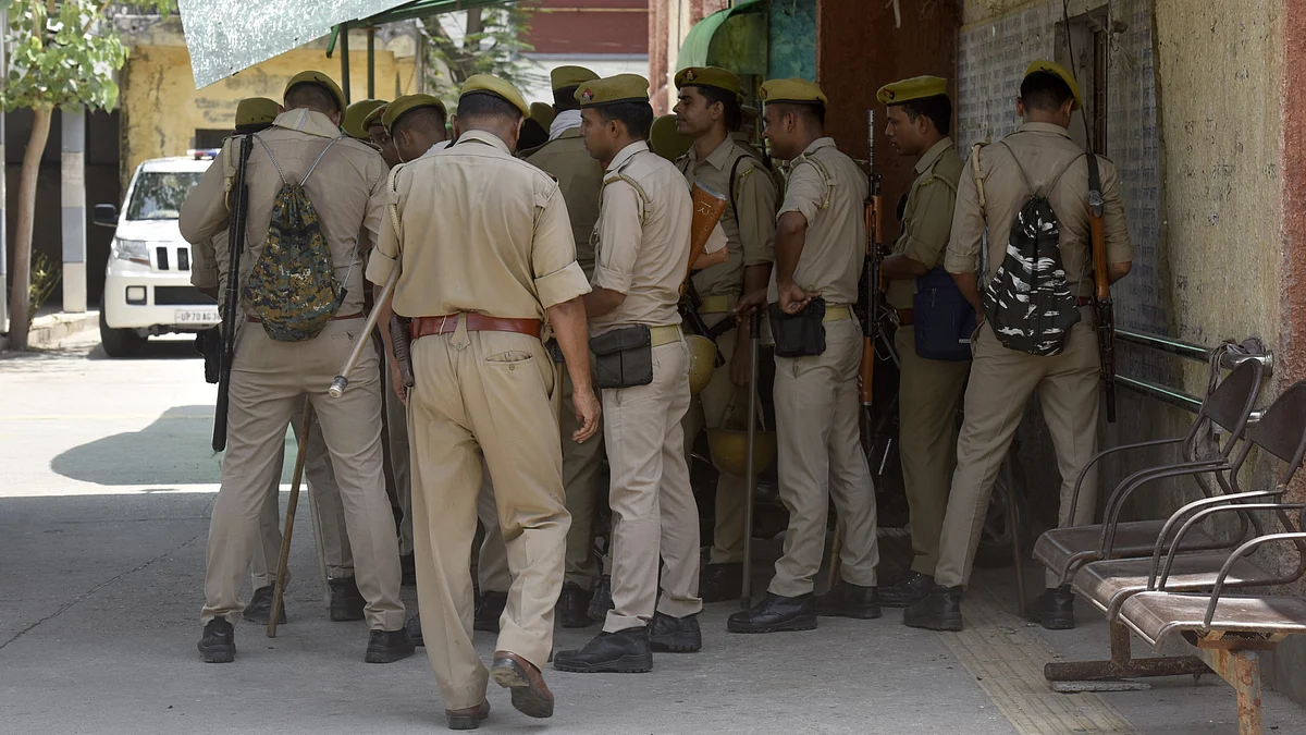 Police personnel in Noida (Photo by Sunil Ghosh/Hindustan Times via Getty Images)