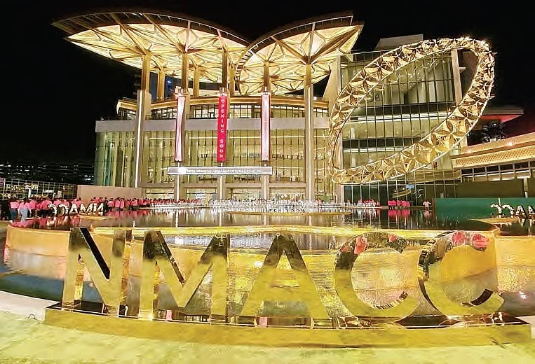 Does big business beggar art?