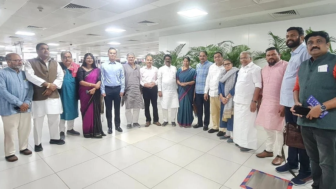 MPs of the I.N.D.I.A alliance parties reach Delhi Airport to leave to Manipur on Saturday, July 29. (photo: National Herald)