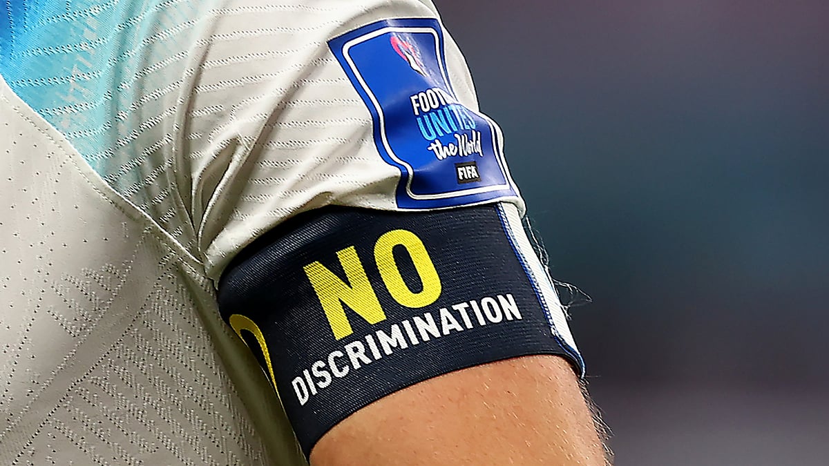 Harry Kane of England sporting a 'No Discrimination' black armband during a FIFA World Cup match in Qatar, 2022 (photo: Chris Brunskill/Fantasista/Getty Images)