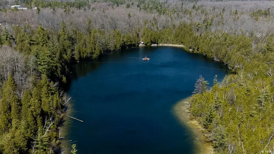 Scientists have been probing the sediment of Canadian province Ontario's Crawford Lake for evidence of a drastic change in Earth's conditions due to human activity (photo: DW)