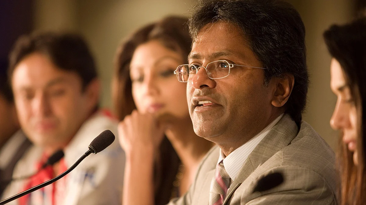 MUMBAI, INDIA - JANUARY 19:  Lalit Modi (C)  (Photo: Getty Images)