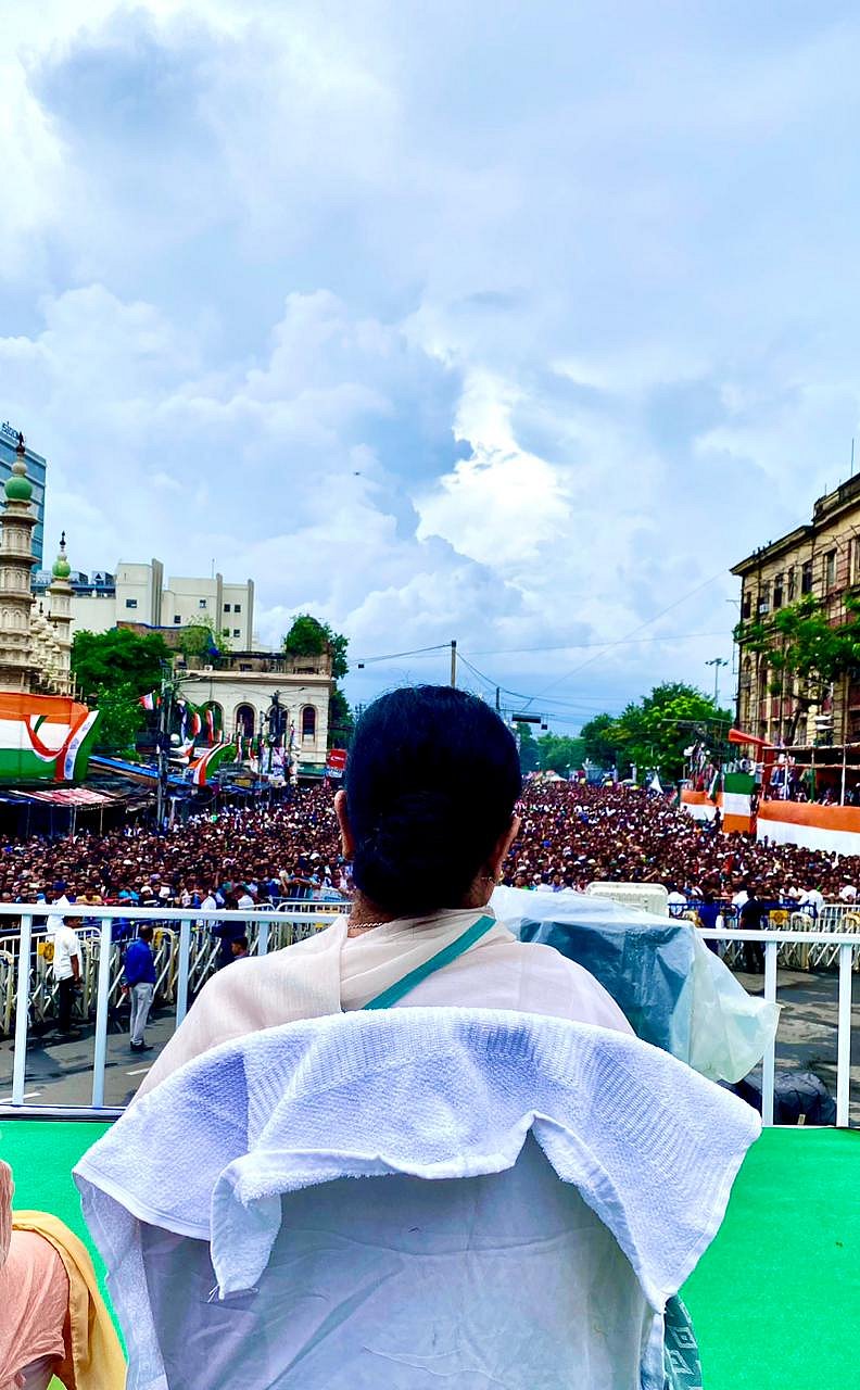Mamata Banerjee on the stage (Photo: Singer Soumitra Ray)