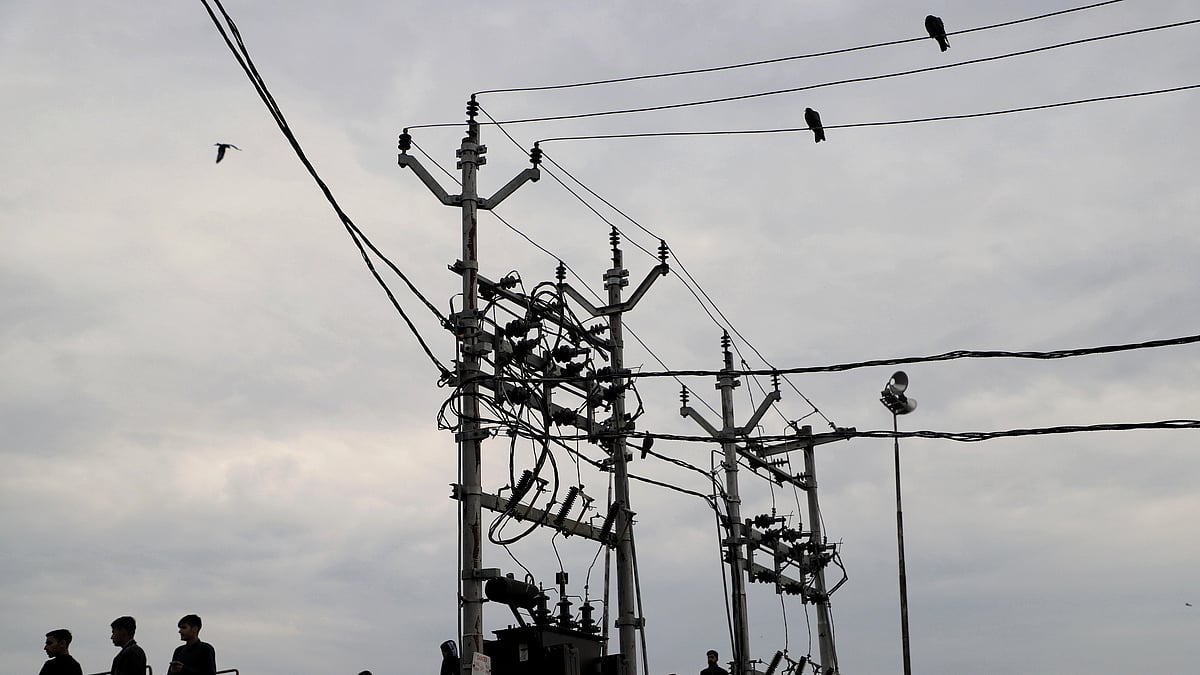 Sultry weather pushes peak power demand in Delhi to 7,398 MW - highest this year