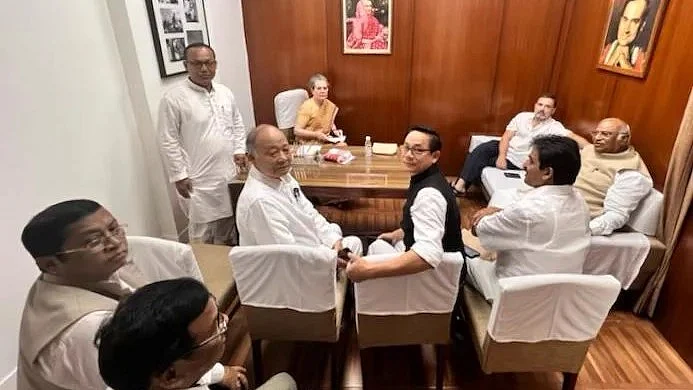 Top Congress leaders with Manipur PCC President Keisham Meghachandra, CLP leader and former CM Shri Okram Ibobi Singh and others on Monday, August 7. (photo: @INCIndia/Twitter)
