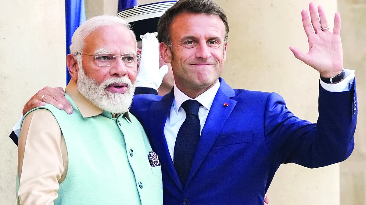 PM Modi with French President Emmanuel Macron in Paris (Photo: Getty Images)