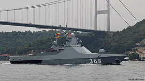 Black Sea: Russian warship fires warning shots at cargo ship