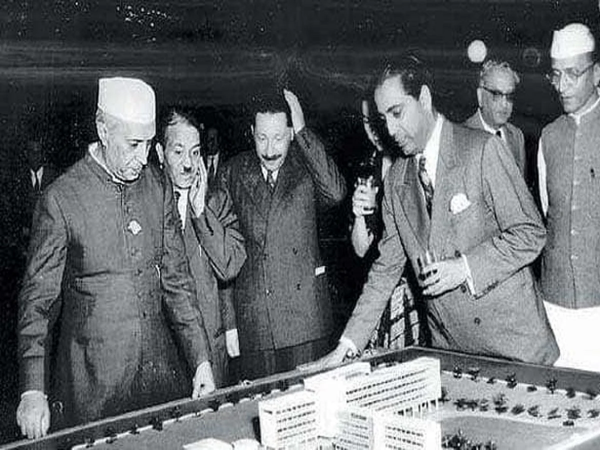 Nehru (far left) with Dr Homi J Bhabha (centre right) (photo: National Herald archives)
