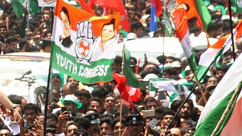 Celebrations breaks out in Wayanad after SC gives relief to Rahul (photo: IANS)