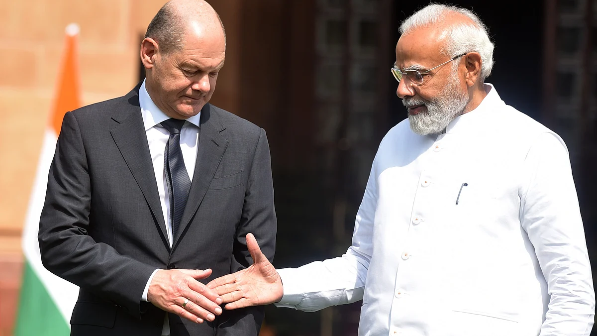 This still from PM Modi's meeting with German chancellor Olaf Scholz in New Delhi in February 2023 seems to foreshadow the EU's trepidation over sealing the free trade deal with India (photo by Sonu Mehta/Hindustan Times via Getty Images)