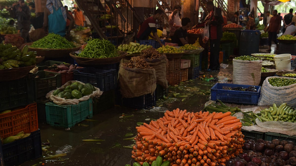 Not just tomatoes: Wider range of food items drive 7%-plus inflation
