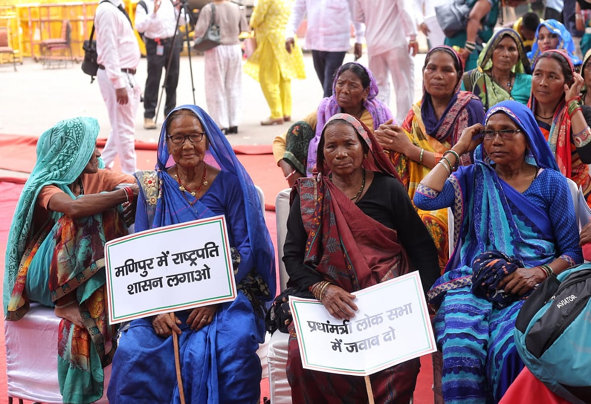 Adivasi protestors at Jantar Mantar (Photo: Vipin/National Herald)