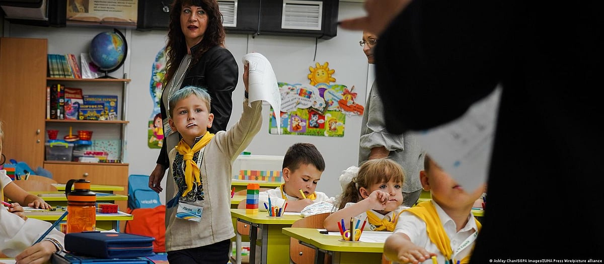Colourful drawings vs shelling: It's important for children to have a chance to learn together and consult their teachers directly. But in most major cities, schools are having to hold classes online. Authorities in Kharkiv, in eastern Ukraine, fear schools could make an easy target — but they have persevered to find an interim solution.