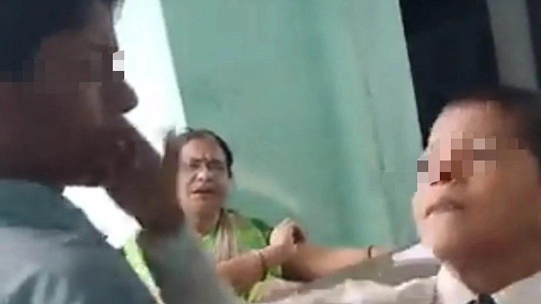 A screen grab from the video (photo: @alishan_jafri/ Twitter)