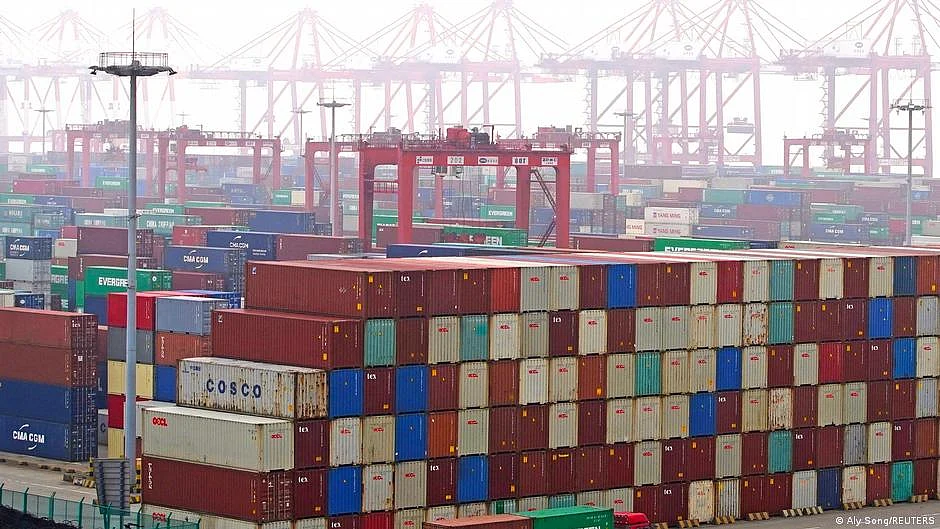 Dombrovskis said tight security laws and a more "politicized" business environment have left European companies unsure of their legal obligations when operating in China (photo: DW)